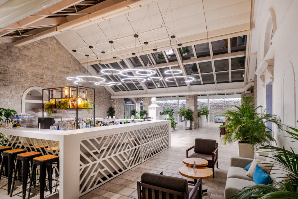 Lobby, Lazure Hotel
